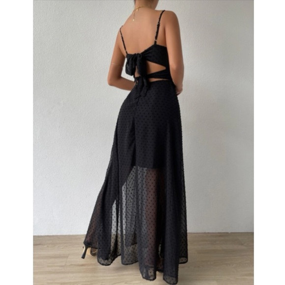 Luxe Swiss dot front tie backless wrap cami maxi dress - Picture 10 of 16